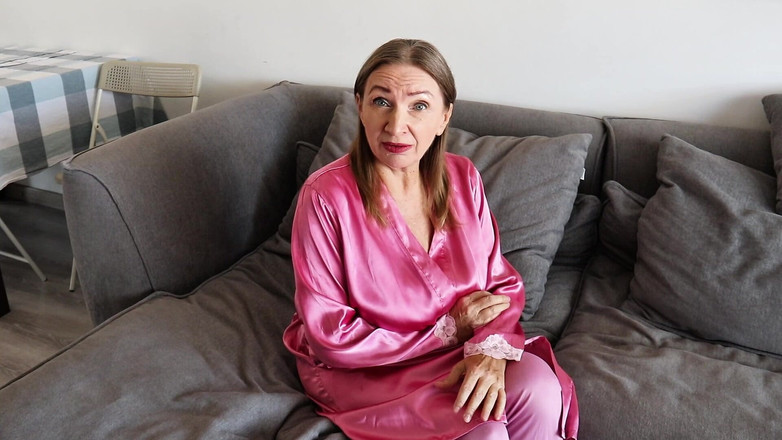 MariaOld: Promění se v Desire - Busty Futa MILF