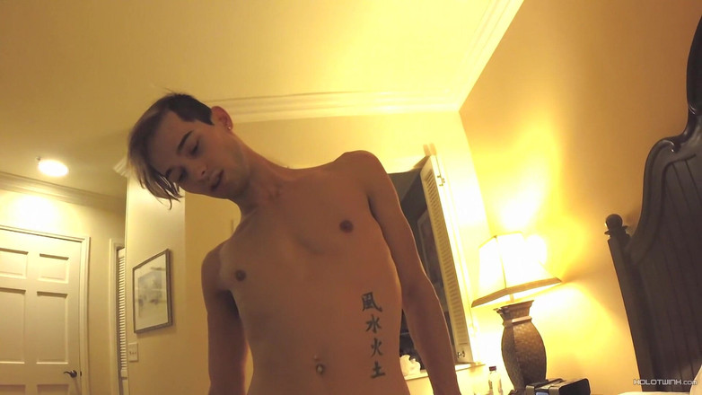 Holo twinks: Scopo il grande carico del ragazzo