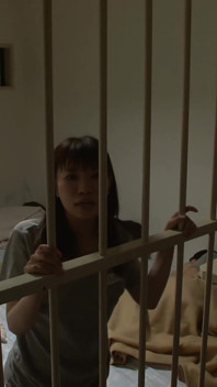 Het sex i polisstationen i Tokyo med sexies japanska 18-åriga tonåringar