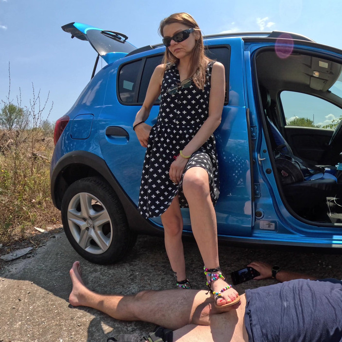 Mistressyammyboots: Jilat My Sandals