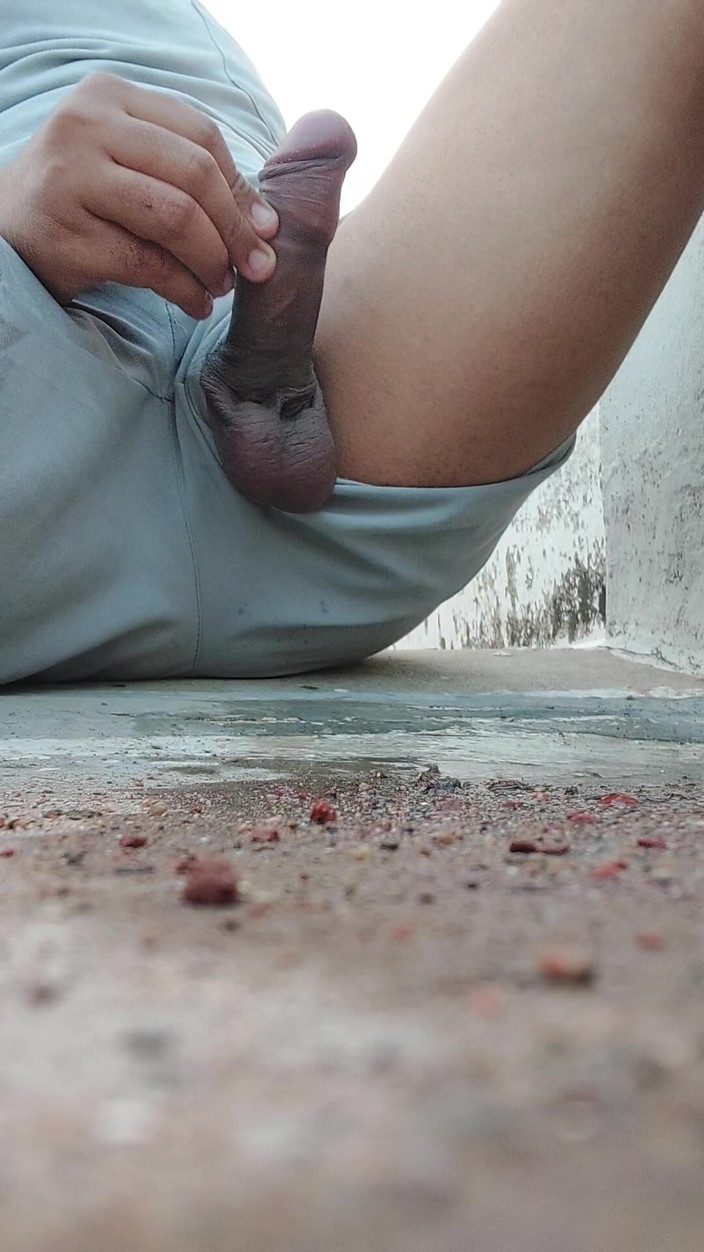 Bigcocka: At Alone on Roof Pissing on Xhamstar #xhamstar #bigcock