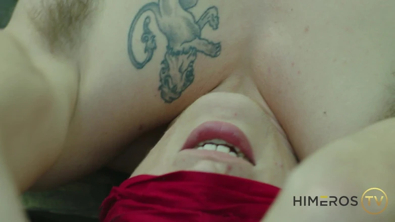 Himeros.tv: Blake svázaná k mostu