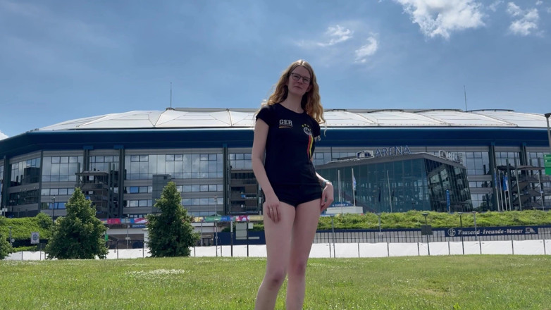 Bikergirl_97: Teen Squiret Herself for the Team!