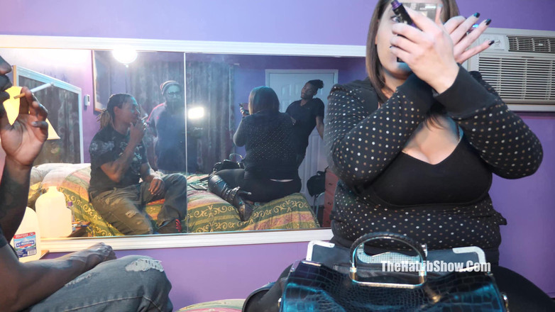 The Habib Show: Vid penuh.khloe dikongkek oleh Raja Kreme dan Regangan