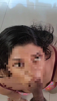 Adorare de pulă cu țipete bengaleză Heat Sparks și extaz adânc în gât