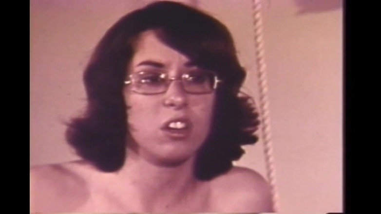 Vintage Usa: Hippie con figa pelosa autostoppista scopata a casa