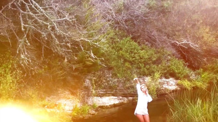 Leon Lambert Girls Twerk Parties CFNM: Sweet blonde babe masturbating