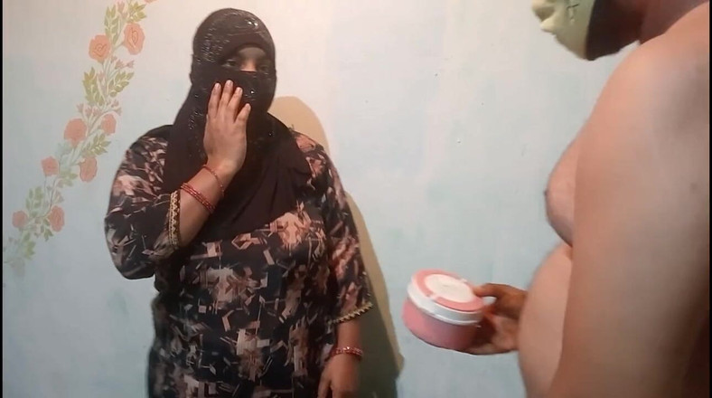 Gulaab: Bhabhi tanec a sex