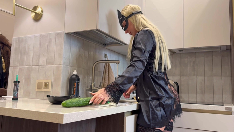 Crazy wife slut: Perversions in the Crazywifeslut's Kitchen