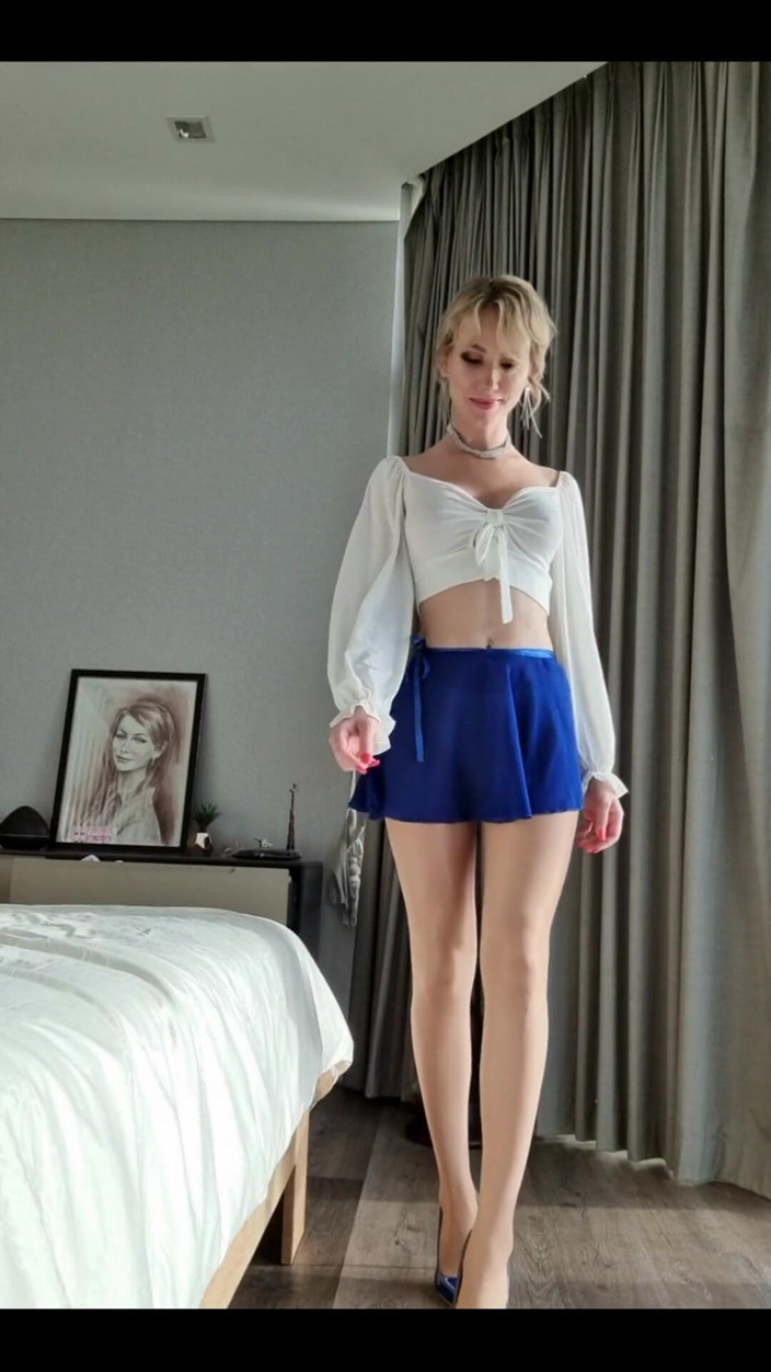 Angel The Dreamgirl: Solo Erotic Show