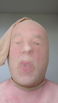 Selfie koláž s maskami z punčochám