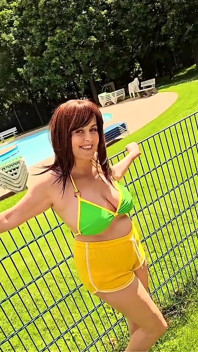 Açık havada bikini