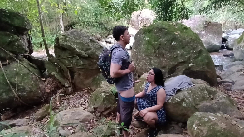 venusandzeus: Mädchen lässt ihren lehrer sie nach dem college im wald...