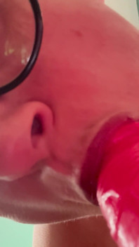 Pov - nyepong dan ngentot kontol pakai dildo pov