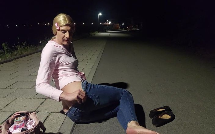 sweetfeet29: 你想要看更多？
