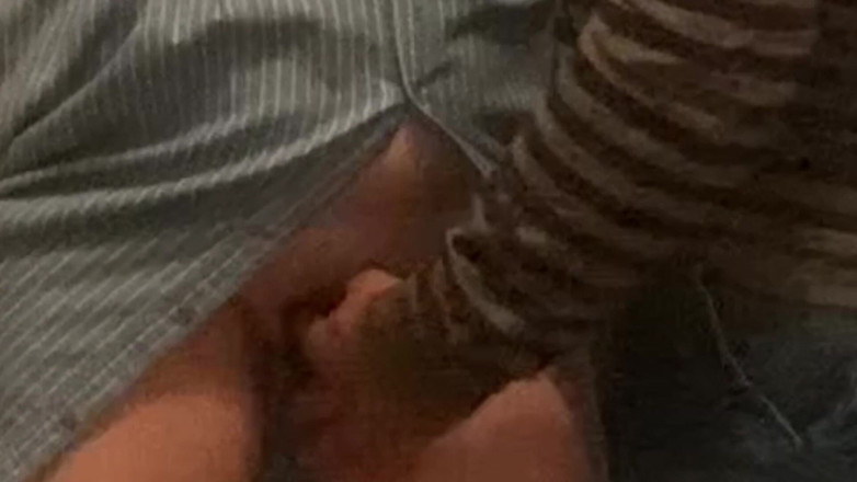 PriyaNaavya: Rundom Slut Babe Gets Fingering From Old Man