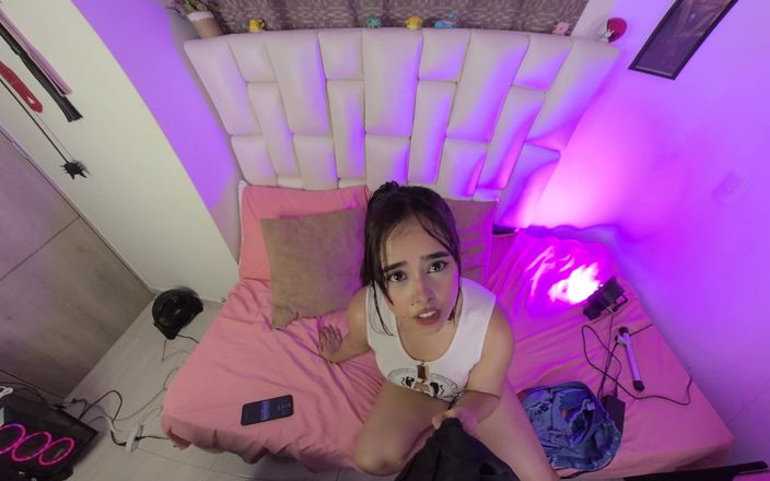 CuttiejennieVR: VR POV: Sání mého rozdrcení ptáka