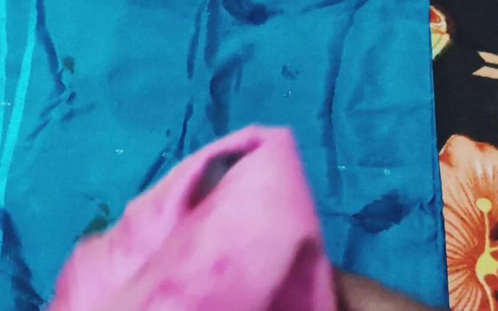 Satin And Silky: Porno handjob suut satin - muncrat di saree - setelan merah muda...
