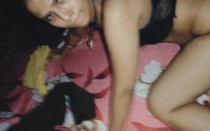 Hot Sis: Nuera desnuda disfruta de rigurosidad con su suegro