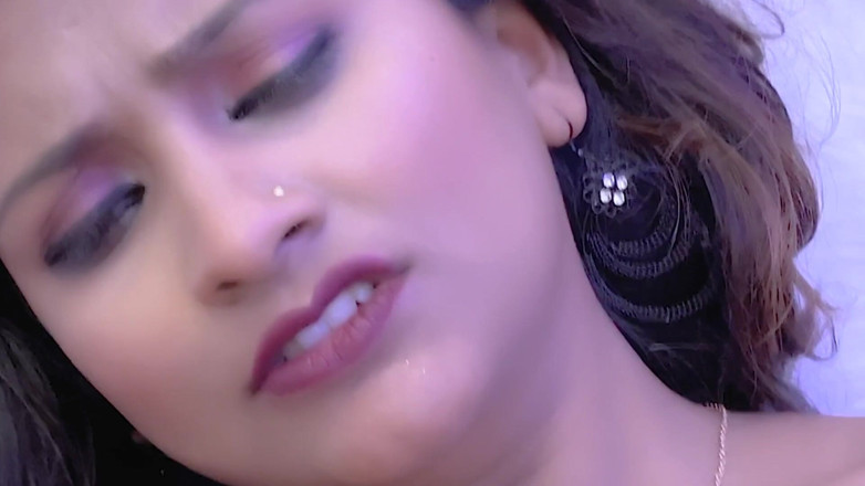 Indian porno creator: Mengongkek adik tiri India saya Semasa suaminya Tiada