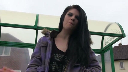 German amateur - 100% German hardcore videos: Prsatá brunetka je vyzvednuta před chcaním venku