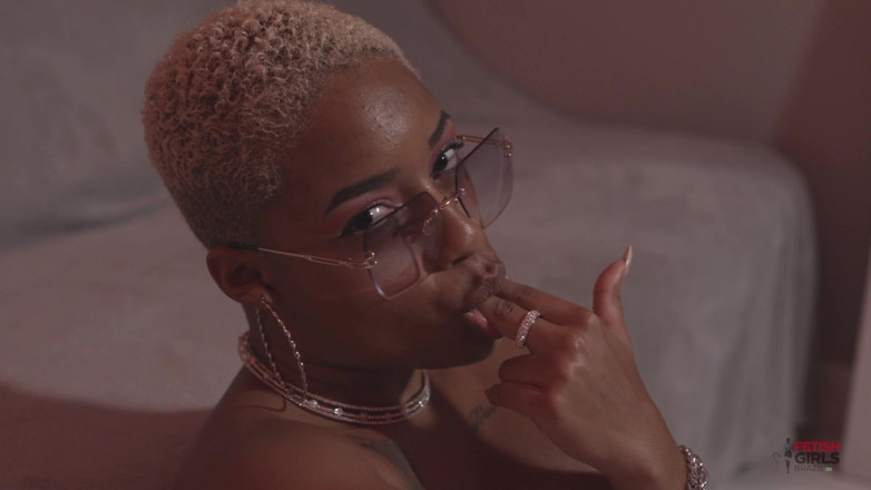 Fetish Girls Brazil: Vick Menage Tease