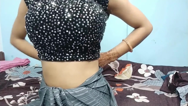Desi college love: Desi Village Girl’s First Time