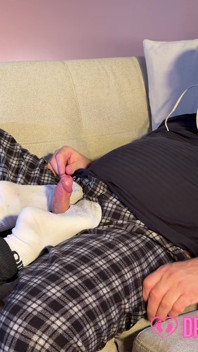Thalina neúmyslná footjob - dreamgirls v ponožkách