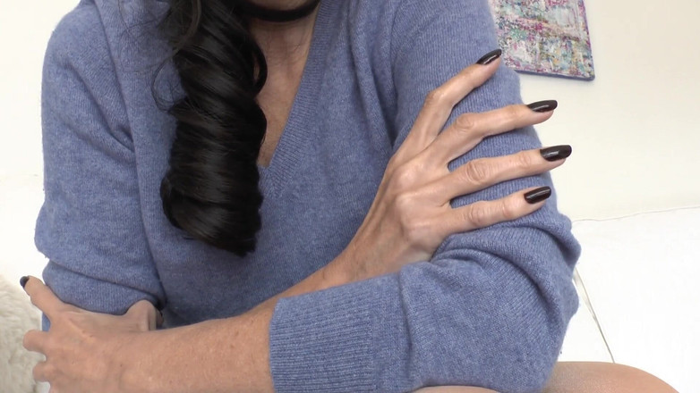 Lady Victoria Valente: Les ongles foncés vous rendent faible, JOI, Lady Victoria Valente