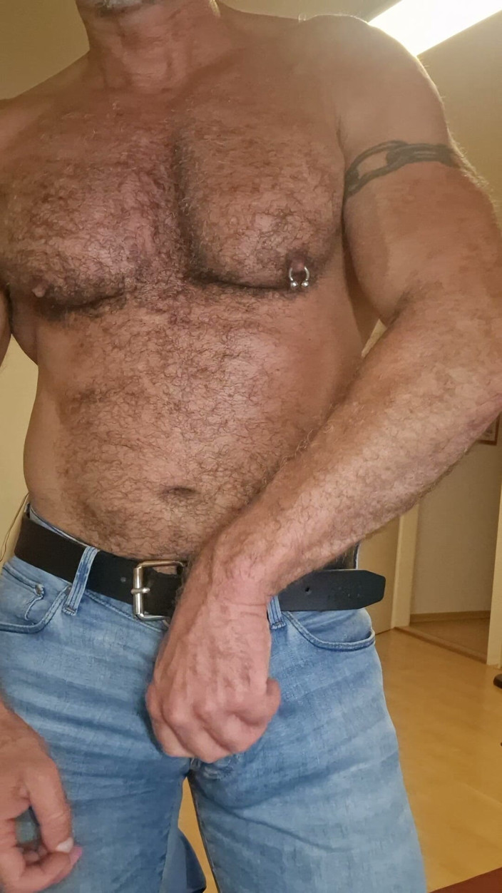 Mike Gross: I'm Sexy and I Know It
