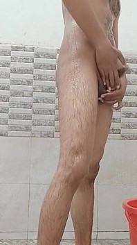 Catch by My Neighbour Bhabhi During Naked Bathing in Open Hall.