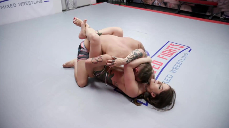 Evolved Fights: Vanessa Vega vs Jason Michaels - Jason levert de creampie