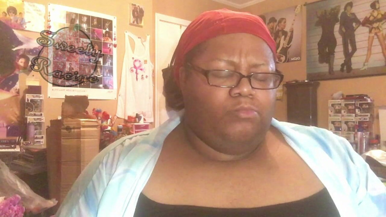 Sweety Racine: SSBBW Eats a Snack