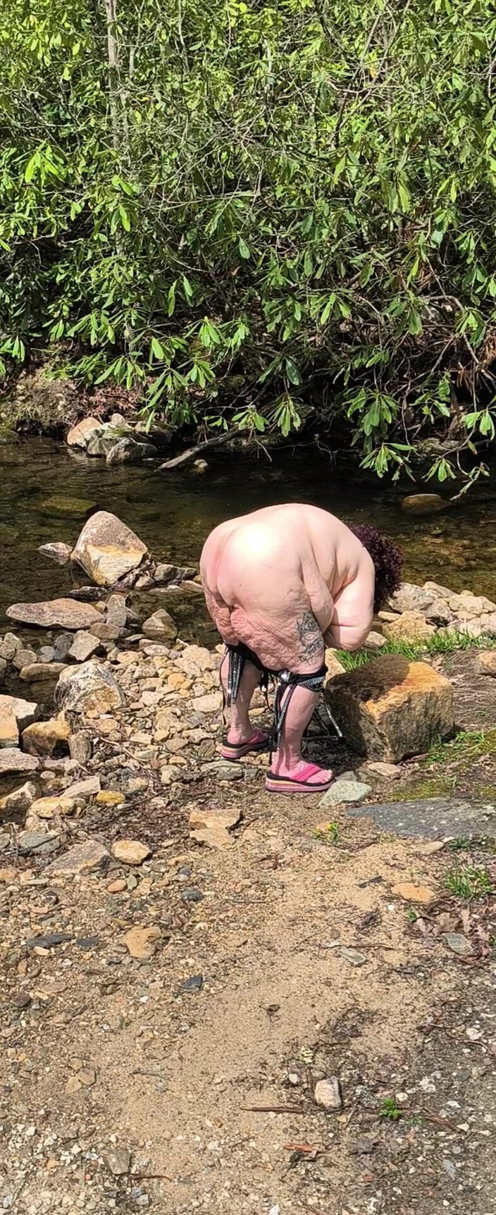 HerculesnVENUS: Bu vahşi kızın işeyeceğini izleyen bir yabancı var mı?