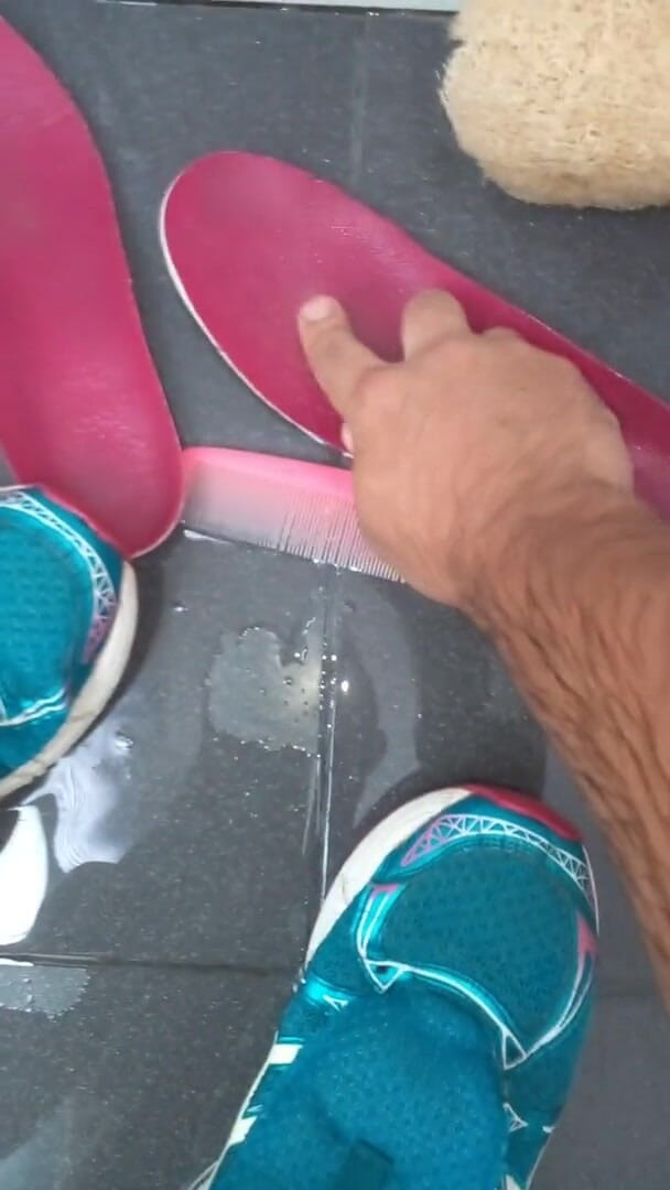 Sneakerfetish_BR: Sneakers Fuck Asics in Bathroom