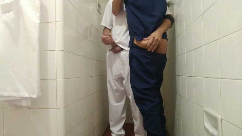 MiguellTrajano: Ich bin eine sehr freche Krankenschwester - ich träumte, ich gab...