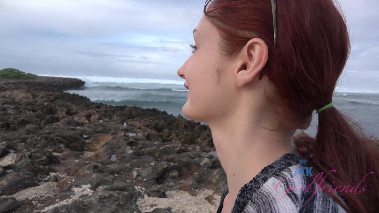 ATK Fans (Girlfriends): Liburan virtual di hawaii sama violet monroe 5/5