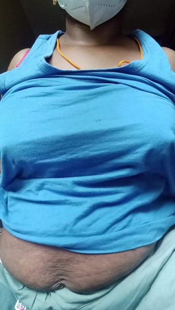 Saranya: Indian Stepaunty milky boobs and closeup pussy