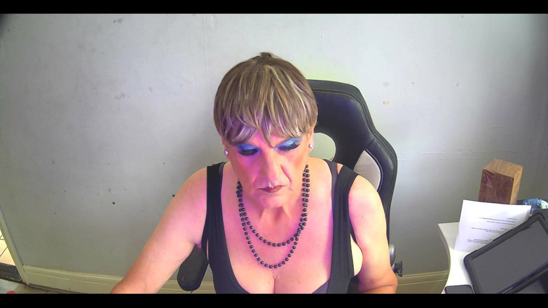 Mature Tina TV: Webcum