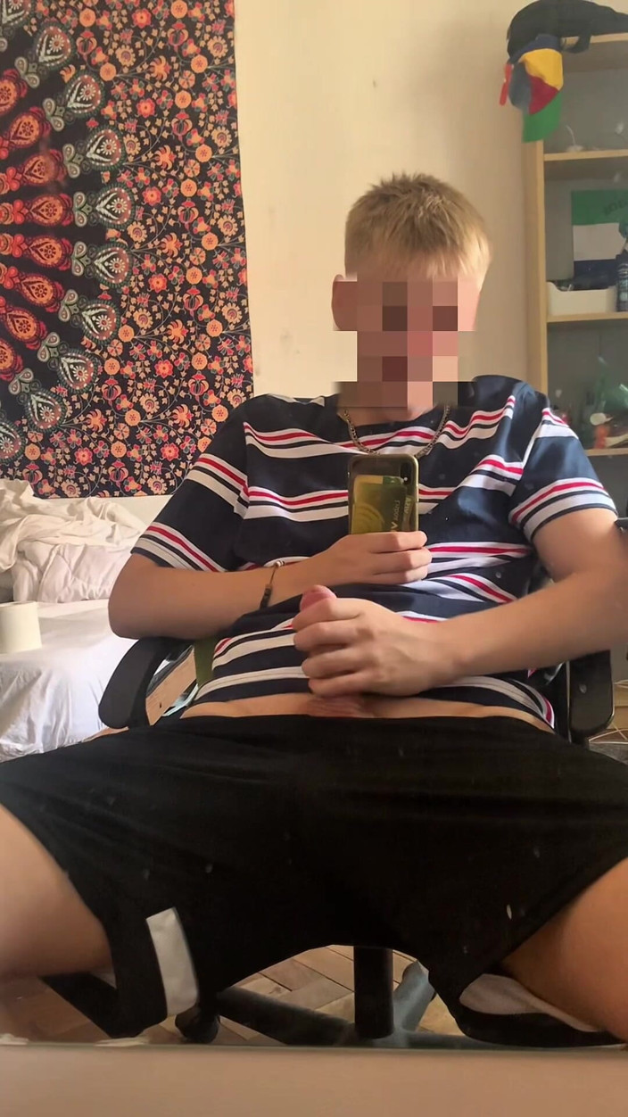 Axton Drake: nakaabposh Bro Kinky Fun