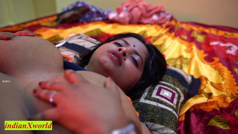 Indian Xshot: Nri La Moglie Sembra Qualcuno Fidabile E Un Buon Scopatore!...