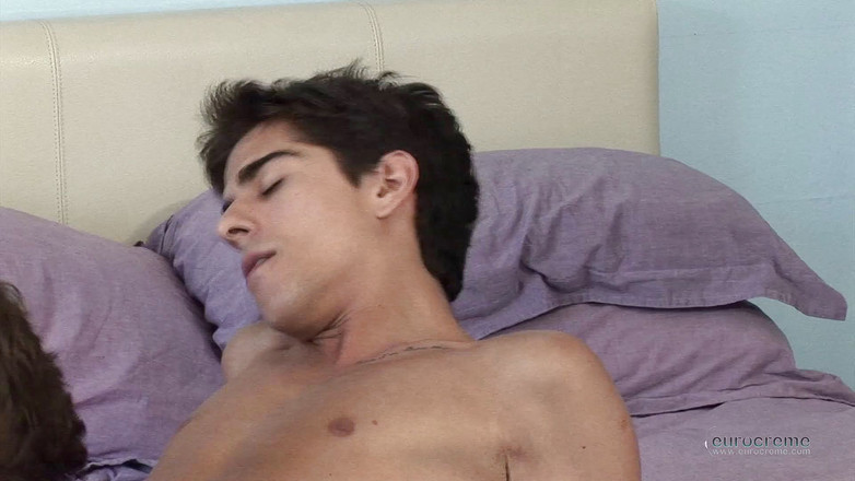 Eurocreme: Đụ trai thẳng - sc4 - Zac West và Leo Marco