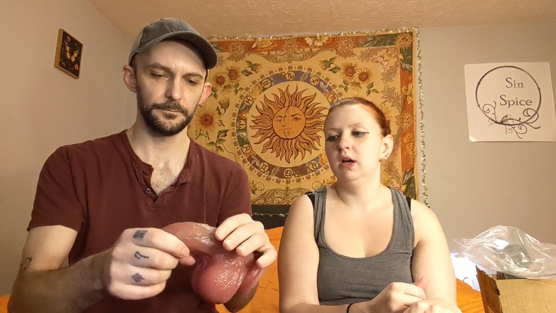 Sin Spice by Sophia Sinclair and Jasper Spice: Aliny si sega con la tazza di ventosa si scopa...