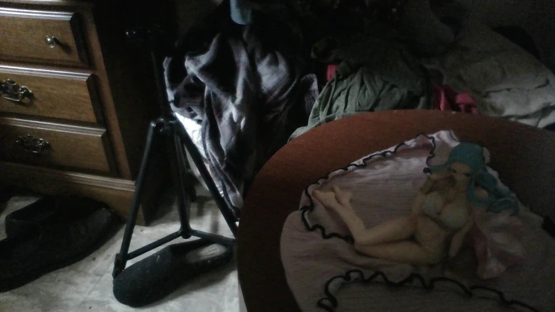 Alessa Doll Lover: Кончаю на Vivi #3, потому что последний был слишком темный XD