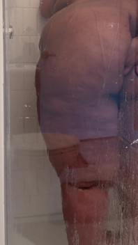Cleaning This Fat Booty