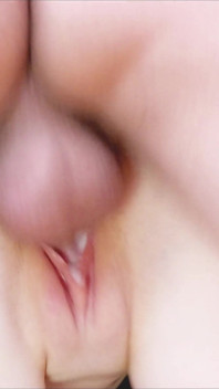 Close-up Fucking - Tight Wet Teen Pussy Creampied