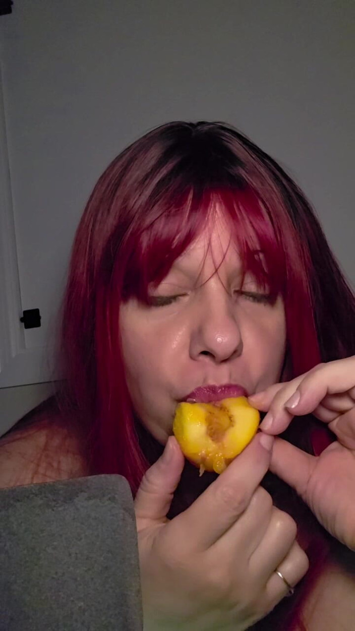 LustyPeachesofSin: Персики і крем asmr