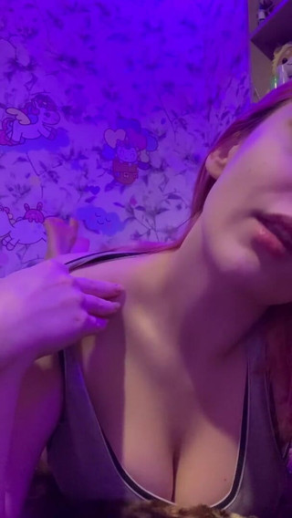 SashaSweet69: Eu amo lamber meus brinquedos depois que eles estiveram na...