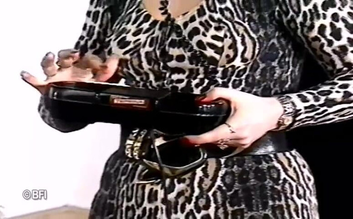 House of lords and mistresses in the spanking zone: Dominations lesbiennes, DVD