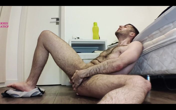 CcCrRr3321: Nieuwe video, zo'n goed sperma, speel gewoon de video af...